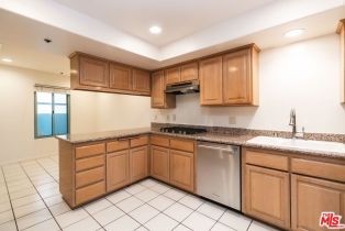 Condominium, 10336 Wilshire blvd, Westwood, CA 90024 - 8