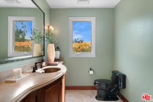 Single Family Residence, 23575 Park South st, Calabasas, CA 91302 - 37