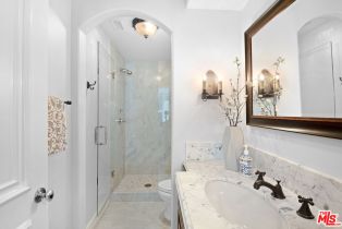 Single Family Residence, 23575 Park South st, Calabasas, CA 91302 - 31