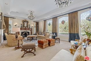 , 809 Canon dr, Beverly Hills, CA 90210 - 2