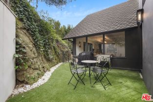 Single Family Residence, 2650 Hutton dr, Beverly Hills, CA 90210 - 14