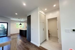 Townhouse, 4805 Matilija ave, Sherman Oaks, CA 91423 - 13