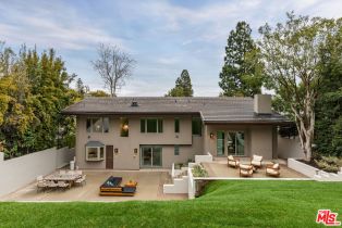 Single Family Residence, 1059 Angelo dr, Beverly Hills, CA 90210 - 14