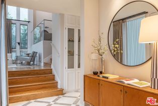 Single Family Residence, 1059 Angelo dr, Beverly Hills, CA 90210 - 4