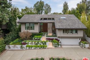 Single Family Residence, 1059 Angelo Dr, Beverly Hills, CA  Beverly Hills, CA 90210