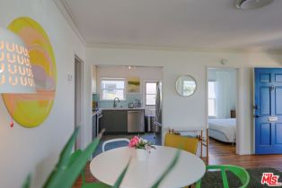 Single Family Residence, 510 Venice way, Venice, CA 90291 - 9