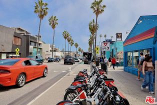 Single Family Residence, 510 Venice way, Venice, CA 90291 - 35