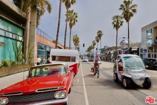 Single Family Residence, 510 Venice way, Venice, CA 90291 - 36