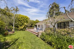 Single Family Residence, 17481 Tramonto dr, Pacific Palisades, CA 90272 - 9