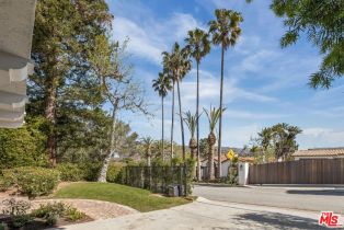 Single Family Residence, 17481 Tramonto dr, Pacific Palisades, CA 90272 - 31