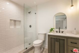 Single Family Residence, 23278 Aetna st, Woodland Hills, CA 91367 - 42