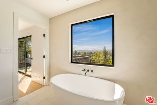 Single Family Residence, 23278 Aetna st, Woodland Hills, CA 91367 - 30