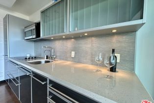 Condominium, 999 Doheny dr, West Hollywood , CA 90069 - 4