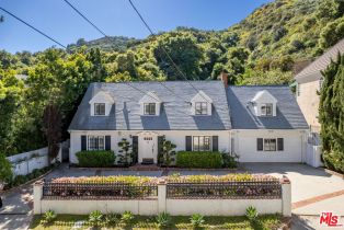 Single Family Residence, 2427 Benedict Canyon dr, Beverly Hills, CA 90210 - 2