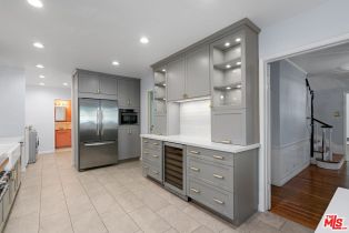 Single Family Residence, 2427 Benedict Canyon dr, Beverly Hills, CA 90210 - 6