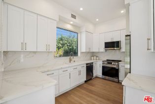 Single Family Residence, 23247 Calvert st, Woodland Hills, CA 91367 - 8