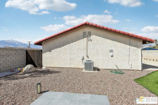 Single Family Residence, 9888 Valencia dr, Desert Hot Springs, CA 92240 - 42