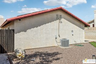 Single Family Residence, 9888 Valencia dr, Desert Hot Springs, CA 92240 - 43