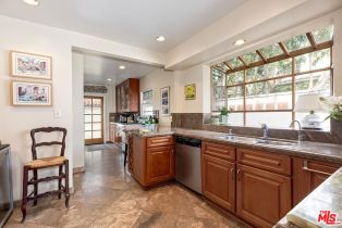 Single Family Residence, 821 Malcolm ave, Westwood, CA 90024 - 17