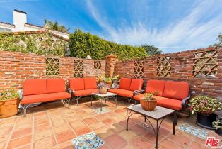 Single Family Residence, 821 Malcolm ave, Westwood, CA 90024 - 4