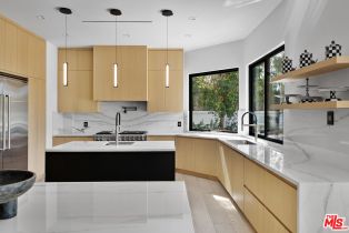 Single Family Residence, 5541 Amber cir, Calabasas, CA 91302 - 14