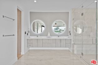 Single Family Residence, 5541 Amber cir, Calabasas, CA 91302 - 23