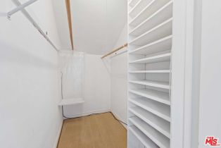 Single Family Residence, 14878 Round Valley dr, Sherman Oaks, CA 91403 - 31