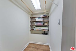 Single Family Residence, 14878 Round Valley dr, Sherman Oaks, CA 91403 - 32