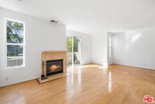 Condominium, 7909 Hannum ave, Culver City, CA 90230 - 5