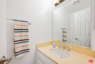 Condominium, 1339 26th st, Santa Monica, CA 90404 - 18