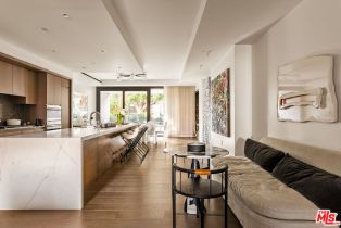 Condominium, 8420 Sunset blvd, West Hollywood , CA 90069 - 5