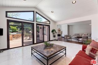 Single Family Residence, 17930 Rancho st, Encino, CA 91316 - 9