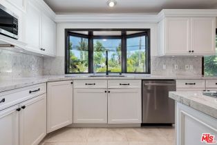 Single Family Residence, 17930 Rancho st, Encino, CA 91316 - 21