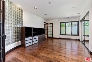 Single Family Residence, 17930 Rancho st, Encino, CA 91316 - 25