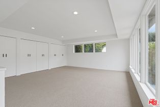 Single Family Residence, 14959 La Cumbre dr, Pacific Palisades, CA 90272 - 27