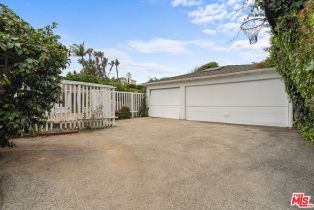 Single Family Residence, 14959 La Cumbre dr, Pacific Palisades, CA 90272 - 56