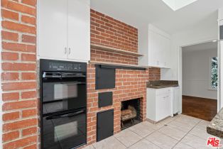 Single Family Residence, 14959 La Cumbre dr, Pacific Palisades, CA 90272 - 26