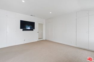 Single Family Residence, 14959 La Cumbre dr, Pacific Palisades, CA 90272 - 42