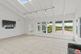 Single Family Residence, 14959 La Cumbre dr, Pacific Palisades, CA 90272 - 18