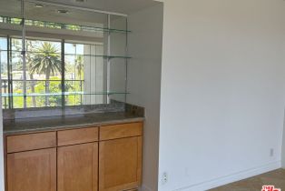 , 201 Ocean ave, Santa Monica, CA 90402 - 8