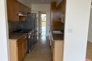 , 201 Ocean ave, Santa Monica, CA 90402 - 5