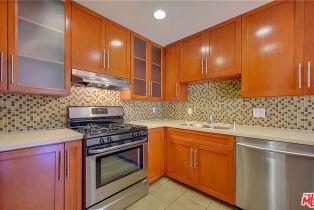 Condominium, 4702 Fulton ave, Sherman Oaks, CA 91423 - 8