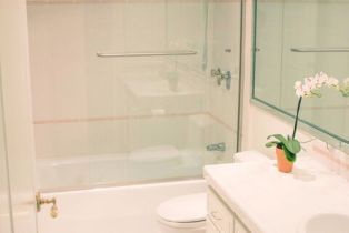 Condominium, 10307 Missouri ave, Wilshire Corridor, CA 90025 - 24