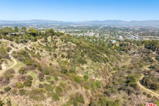 , 13511 Mulholland dr, Beverly Hills, CA 90210 - 9