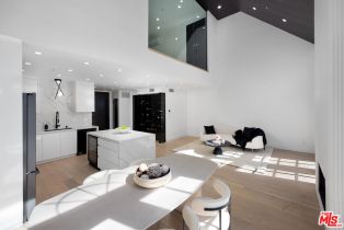 , 930 Doheny dr, West Hollywood , CA 90069 - 4