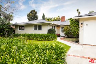 Single Family Residence, 931 Las Pulgas rd, Pacific Palisades, CA 90272 - 4