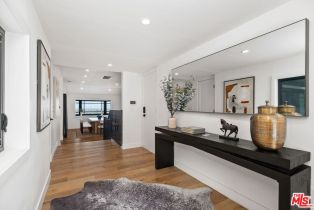 Single Family Residence, 13481 Cheltenham dr, Sherman Oaks, CA 91423 - 2