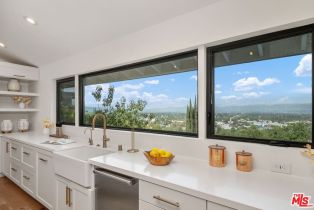 Single Family Residence, 13481 Cheltenham dr, Sherman Oaks, CA 91423 - 9