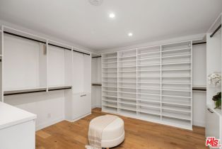 Single Family Residence, 13481 Cheltenham dr, Sherman Oaks, CA 91423 - 22