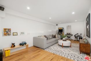 Single Family Residence, 13481 Cheltenham dr, Sherman Oaks, CA 91423 - 33